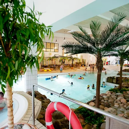 비페리 홀리데이파크 4*