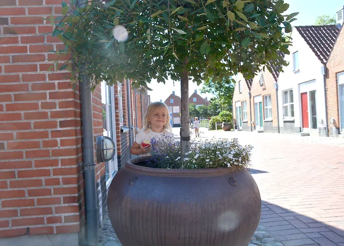 Aldeamento Turístico Byferie 4*