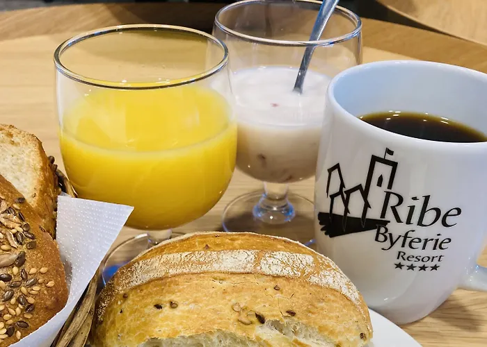 Aldeamento Turístico Byferie 4*